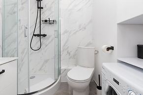 Warszawska Apartment Gdynia by Renters