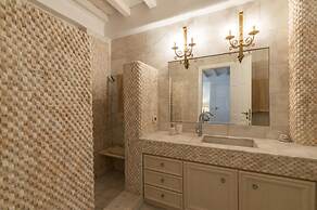 Villa Agatha With Private Pool Outdoor Jacuzzi