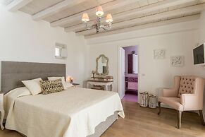 Villa Agatha With Private Pool Outdoor Jacuzzi