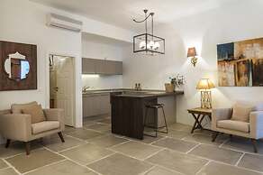 Villa Agatha With Private Pool Outdoor Jacuzzi