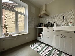 Elegant 1Br/Ba Apt in City Center w free parking