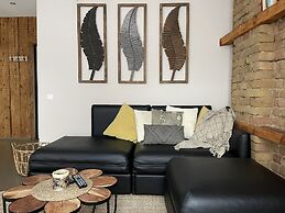 Elegant 1Br/Ba Apt in City Center w free parking