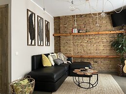 Elegant 1Br/Ba Apt in City Center w free parking