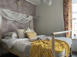 Elegant 1Br/Ba Apt in City Center w free parking