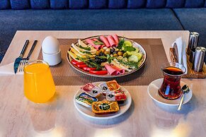 Heaven Premium Airport Hotel