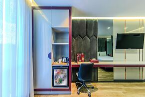 Heaven Premium Airport Hotel