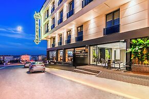 Heaven Premium Airport Hotel