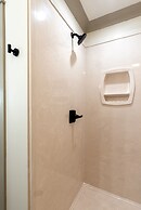 Sandy Clam Iii - 2020 Bienville 6 Bedroom Home by RedAwning