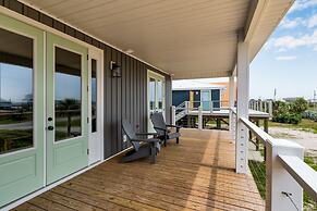 Sandy Clam Iii - 2020 Bienville 6 Bedroom Home by RedAwning