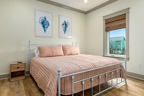 Sandy Clam Iii - 2020 Bienville 6 Bedroom Home by RedAwning