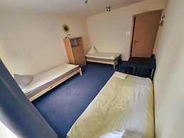 Wilanow House - Hostel