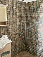 Beautiful Spacious apt in Nea Makri