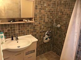 Beautiful Spacious apt in Nea Makri