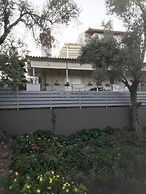 Beautiful Spacious apt in Nea Makri