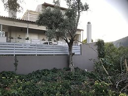 Beautiful Spacious apt in Nea Makri