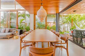 PF56 Casa Alto Padrão 6 Suítes