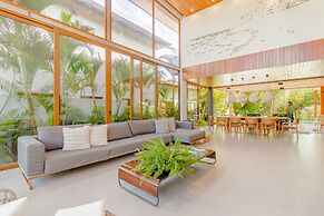 PF56 Casa Alto Padrão 6 Suítes