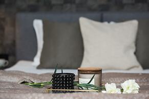 Flisac Apartment - LoftAffair