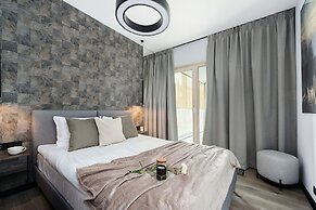 Flisac Apartment - LoftAffair