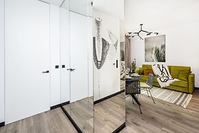 Flisac Apartment - LoftAffair