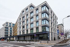 Flisac Apartment - LoftAffair