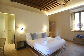 Badia Giulia Prestigious Historical B&B