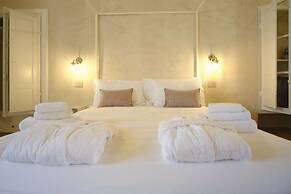 Badia Giulia Prestigious Historical B&B