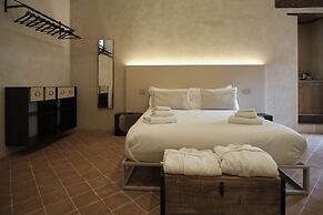 Badia Giulia Prestigious Historical B&B