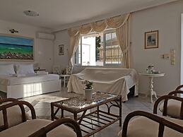 Charming 3-bed Villa in Sounio