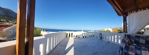 Charming 3-bed Villa in Sounio