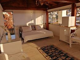 Charming 3-bed Villa in Sounio