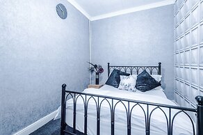 Stunning Three Bed House in Bradford