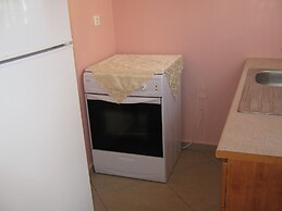 Beautiful 1-bed Apartment at Argynonta Beach