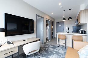 Sandman Signature Dartmouth Hotel & Suites