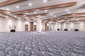 Sandman Signature Dartmouth Hotel & Suites