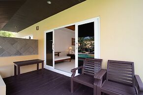 East Sea Paradise Hotel