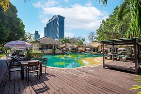 East Sea Paradise Hotel