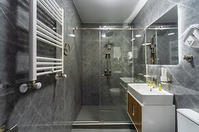 Gori Apartments