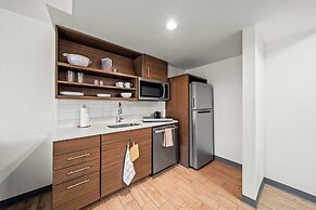 MainStay Suites Foxboro – Mansfield