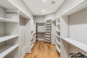 Uncommon Grounds Estate