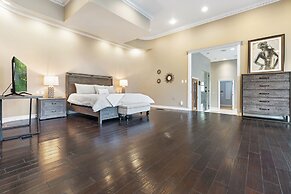 Uncommon Grounds Estate