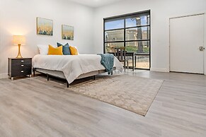 Uncommon Grounds Estate