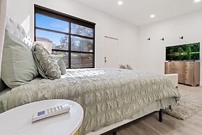 Uncommon Grounds Estate