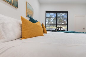 Uncommon Grounds Estate