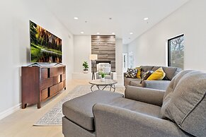 Uncommon Grounds Estate