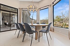 Uncommon Grounds Estate