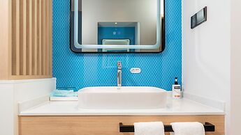 Holiday Inn Express Dalian Golden Pebble Beach by IHG