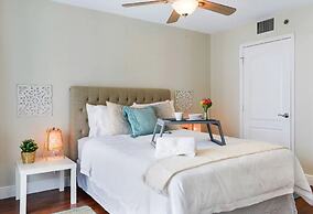 Luxury 2BR Condo at 37th F in Brickell