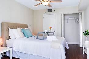 Luxury 2BR Condo at 37th F in Brickell