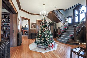 Offutt Manor